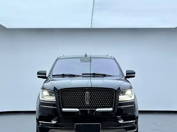 Lincoln Navigator 2020