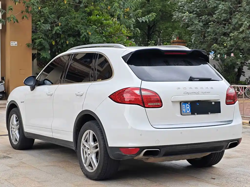Porsche Cayenne 2013 — фото 5