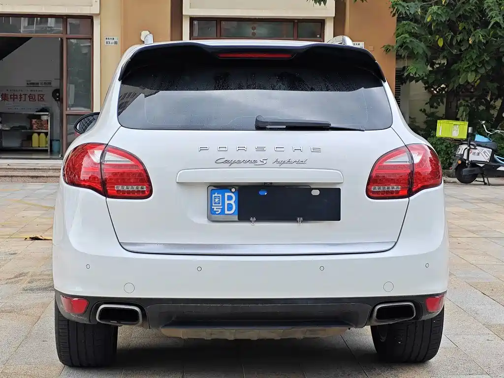 Porsche Cayenne 2013 — фото 6