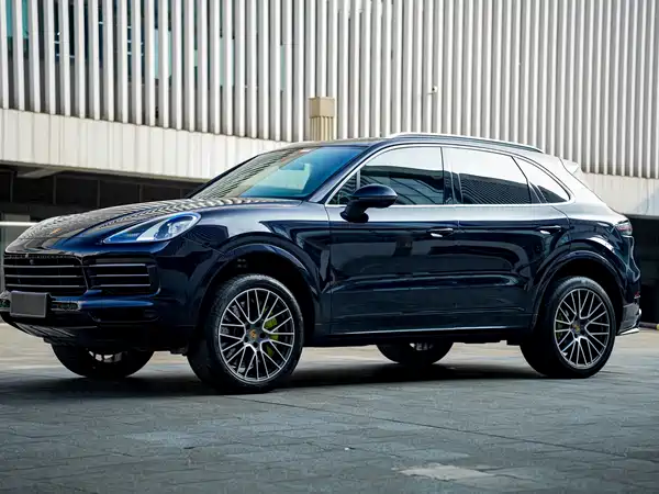 Porsche Cayenne 2022