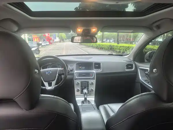 Volvo S60 2016