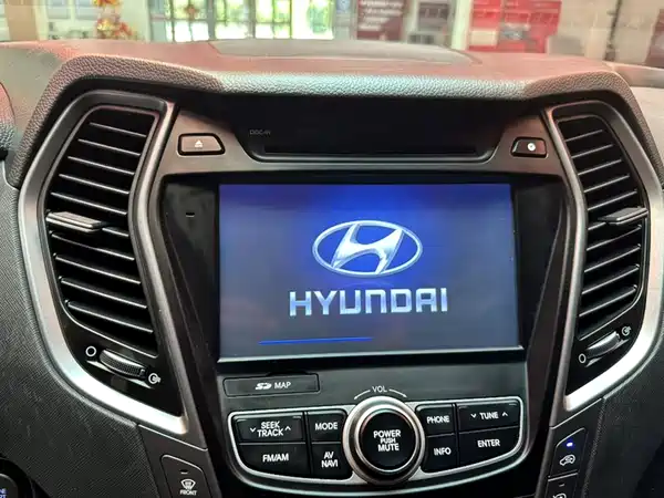 Hyundai Santa Fe 2015