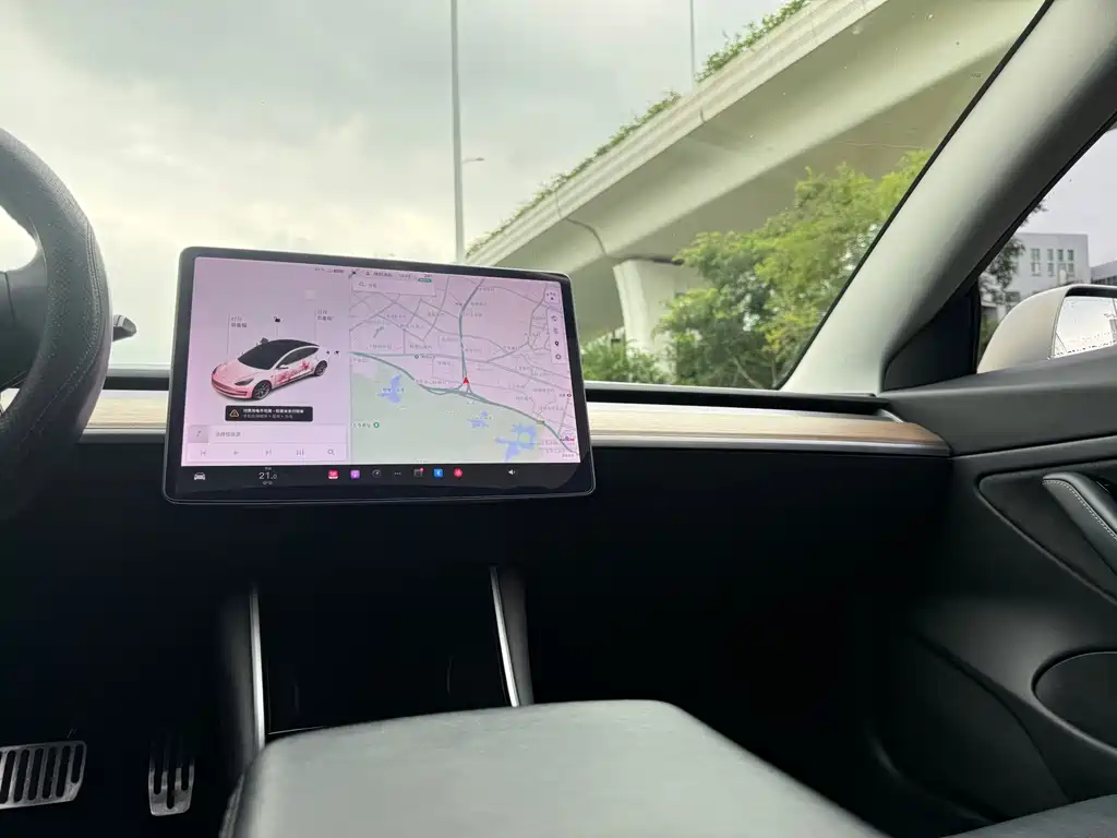 Tesla Model 3 2019 — фото 15
