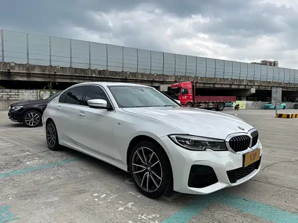 BMW 3 Series 2021