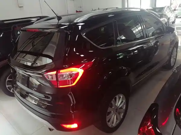 Ford Kuga 2017