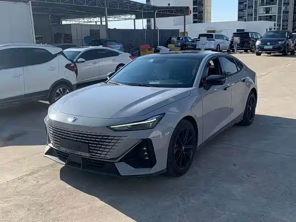 Changan UNI-V 2022