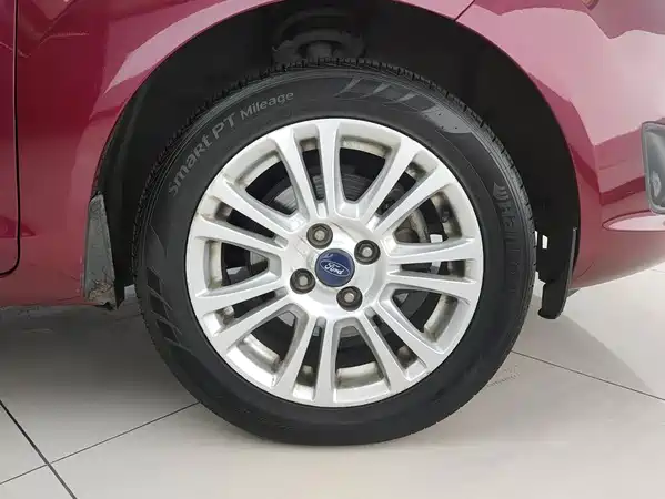Ford Fiesta 2013