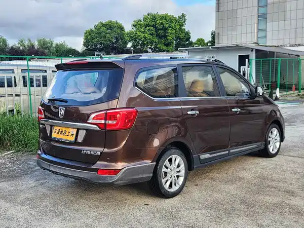 Baojun 730 2016