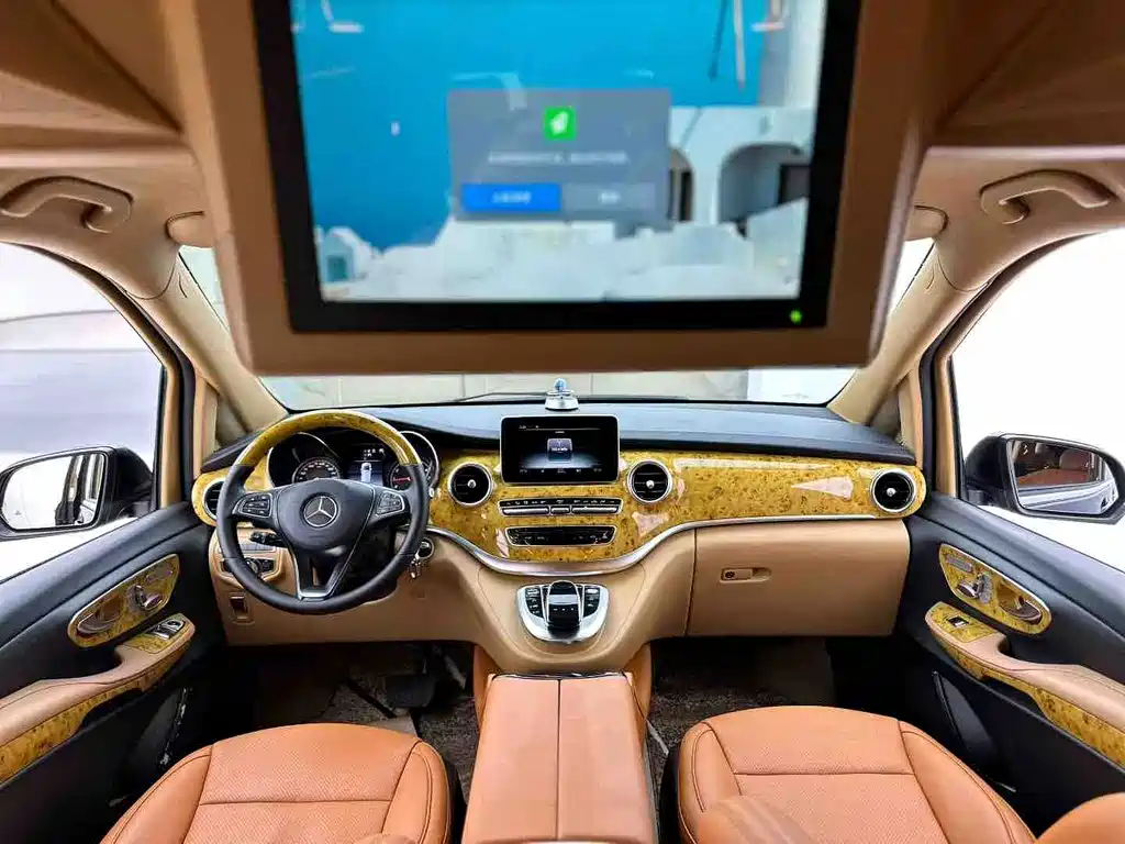 Mercedes-Benz V-Class 2018 — фото 6