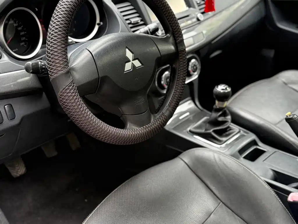 Mitsubishi Lancer EX 2012 — фото 4