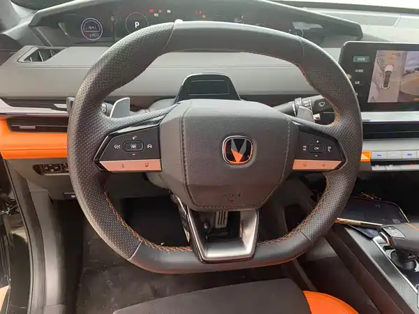 Changan UNI-V 2024