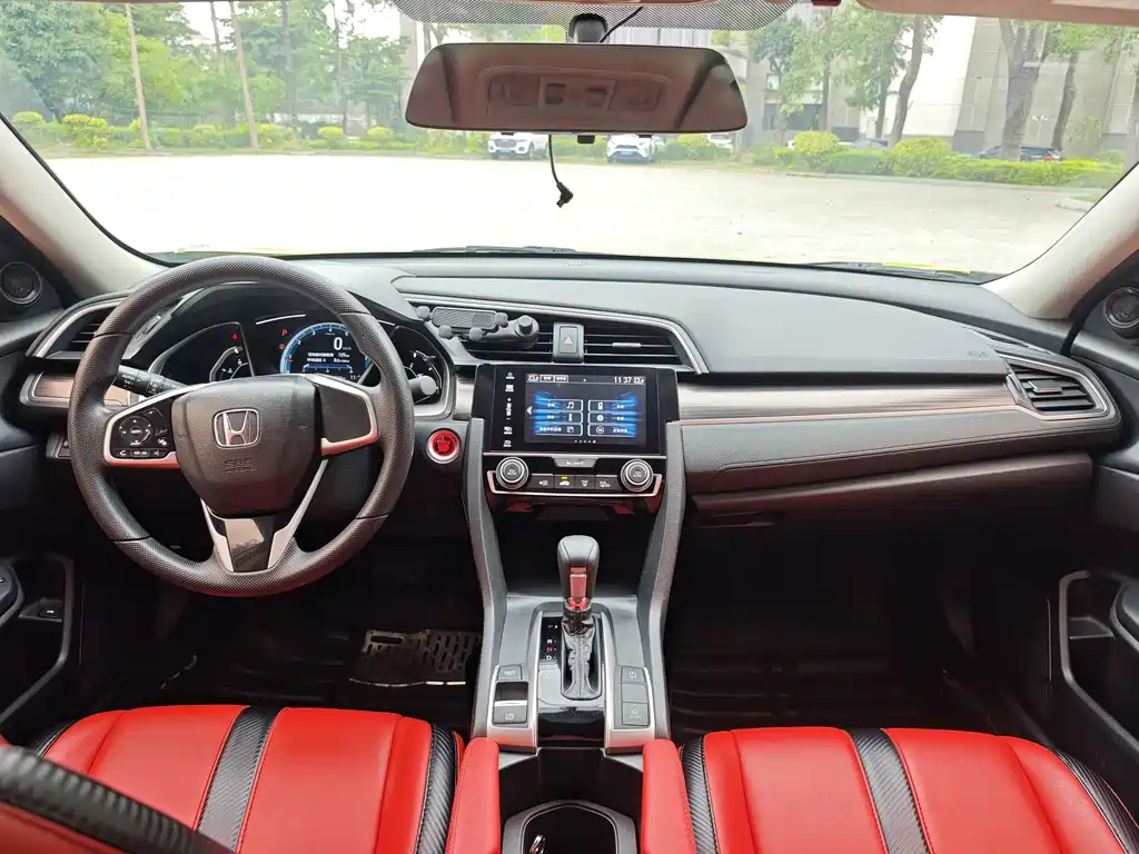 Honda Civic 2020 — фото 15