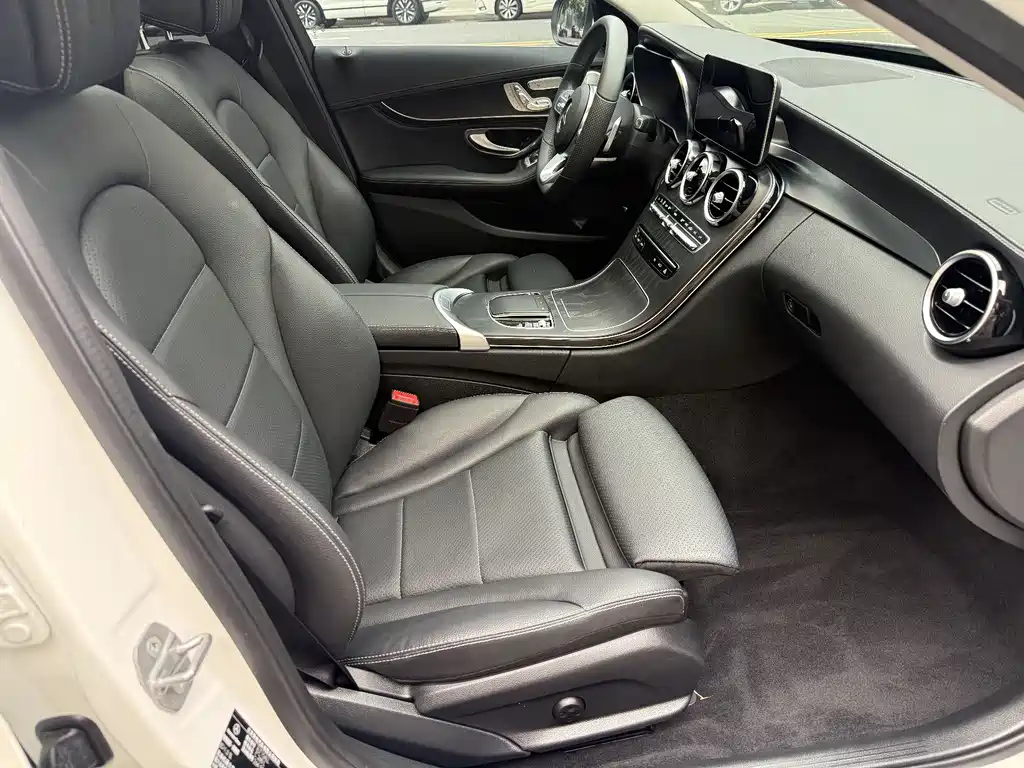 Mercedes-Benz C-Class 2020 — фото 17