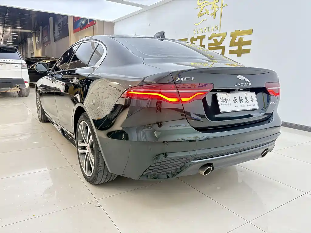 Jaguar XEL 2023 — фото 14