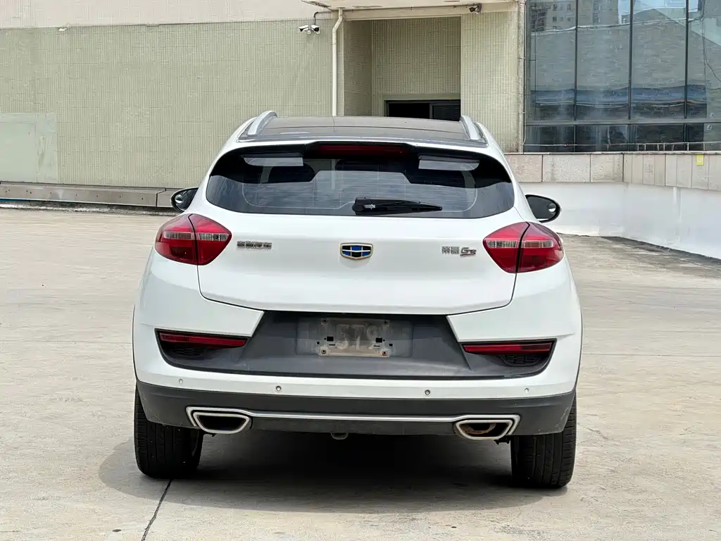 Geely Emgrand GS 2017 — фото 9