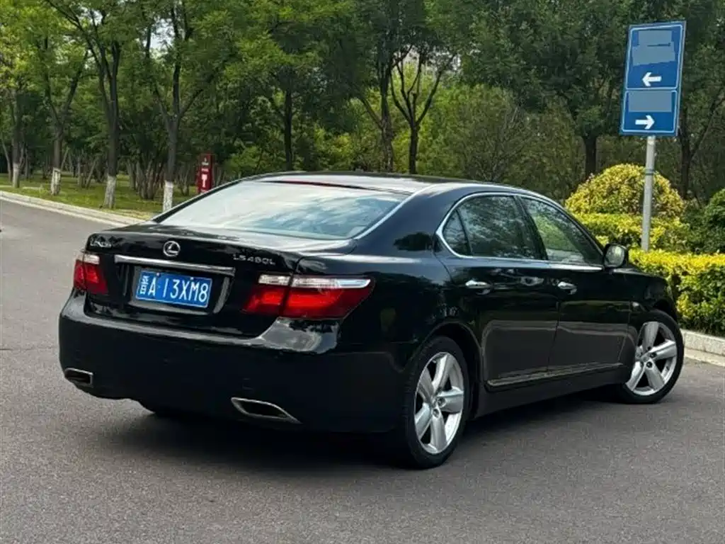 Lexus LS 2007