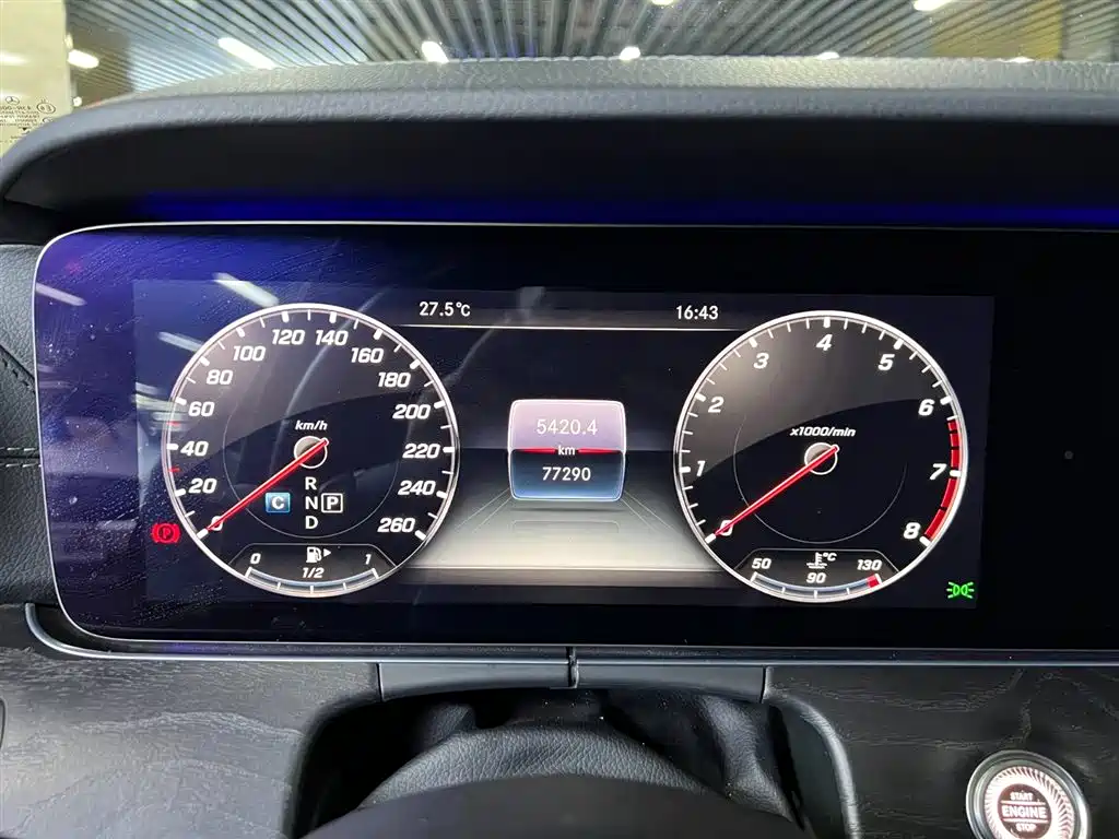 Mercedes-Benz E-Class 2017 — фото 12