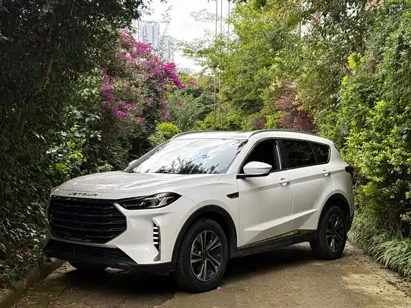 Jetour X70 PLUS 2021