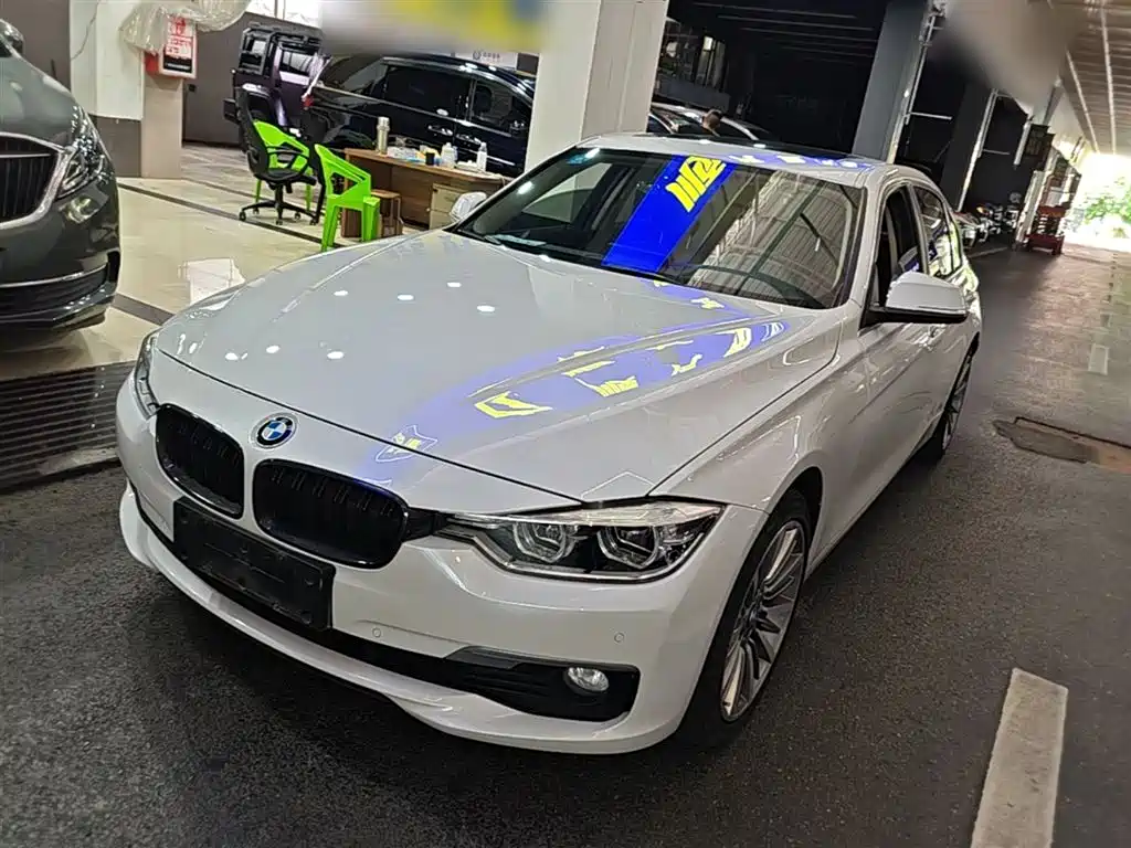 BMW 3 Series 2019 — фото 2