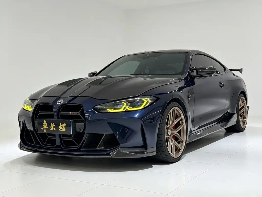 BMW M4 2022 — фото 1