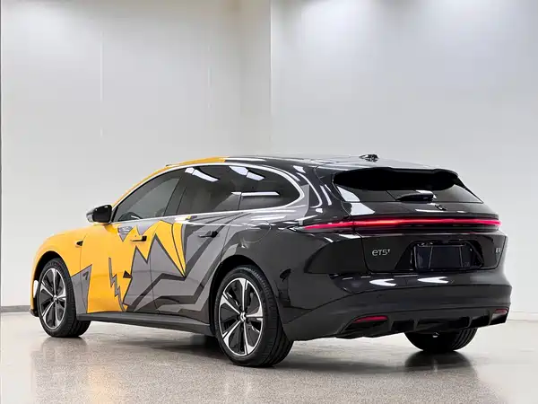 NIO ET5T 2024