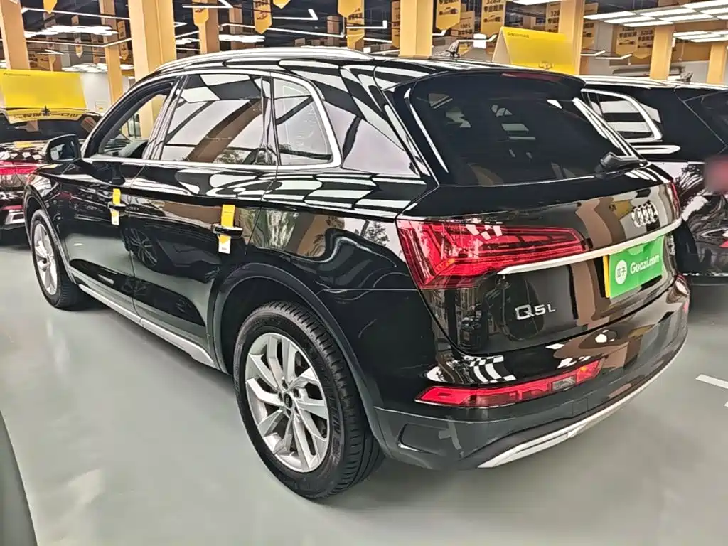 Audi Q5L 2023 — фото 5