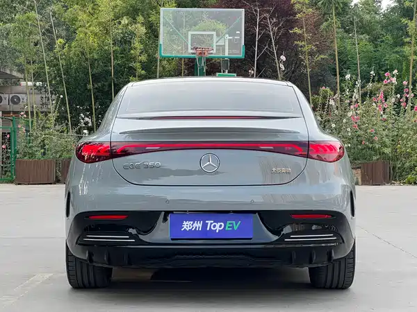 Mercedes-Benz EQE 2022