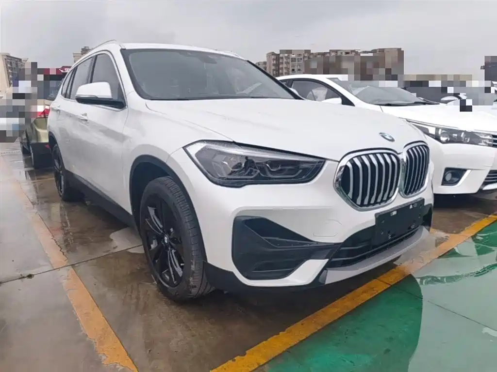 BMW X1 2021 — фото 4