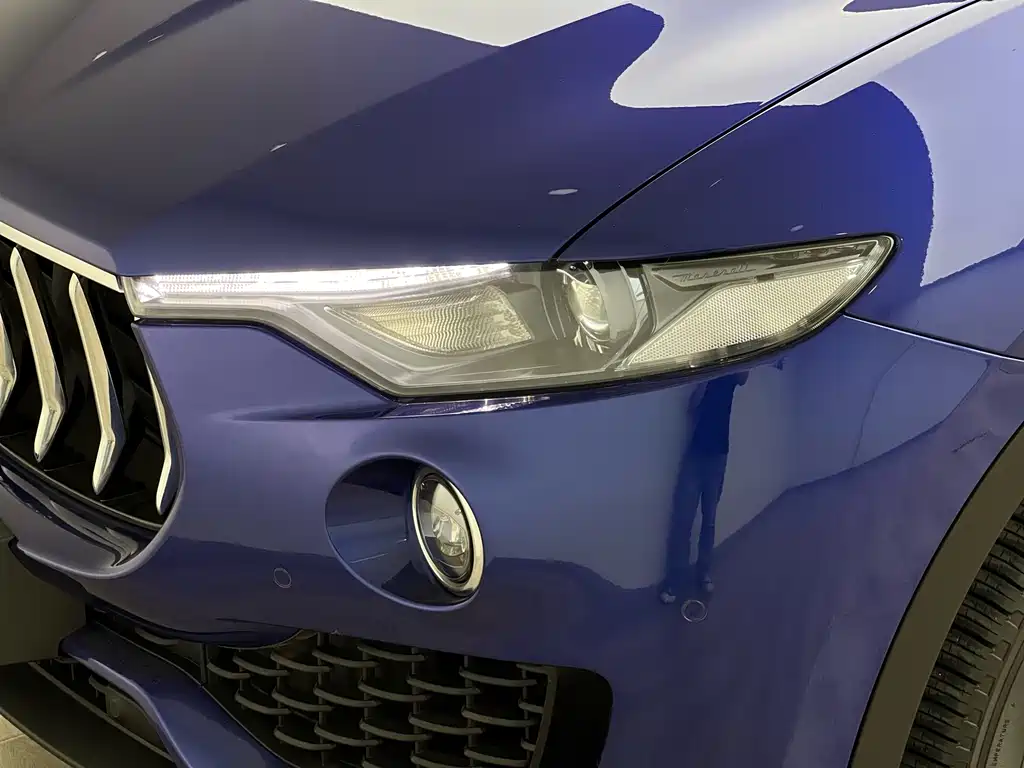 Maserati Levante 2017 — фото 6