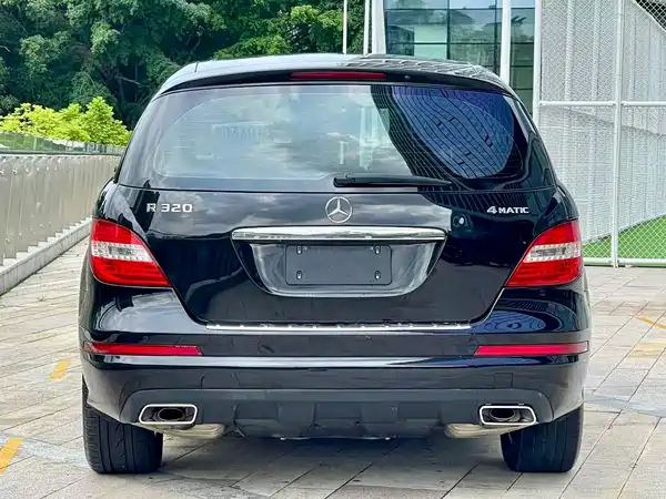 Mercedes-Benz R-Class 2016