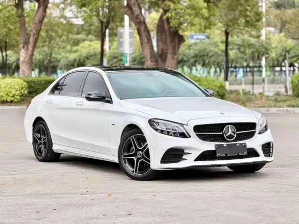 Mercedes-Benz C-Class 2022