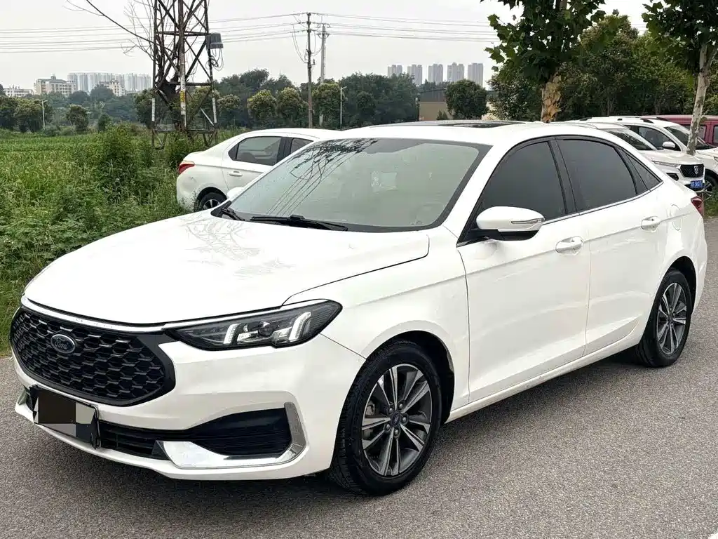 Ford Escort 2021
