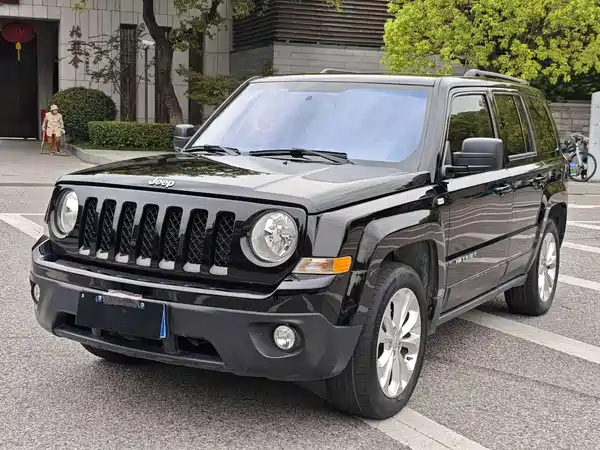 Jeep Freelancer 2014