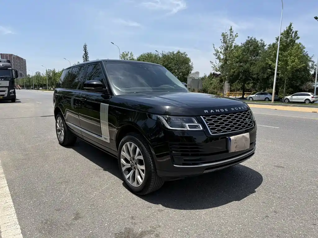 Land Rover Range Rover 2021 — фото 10