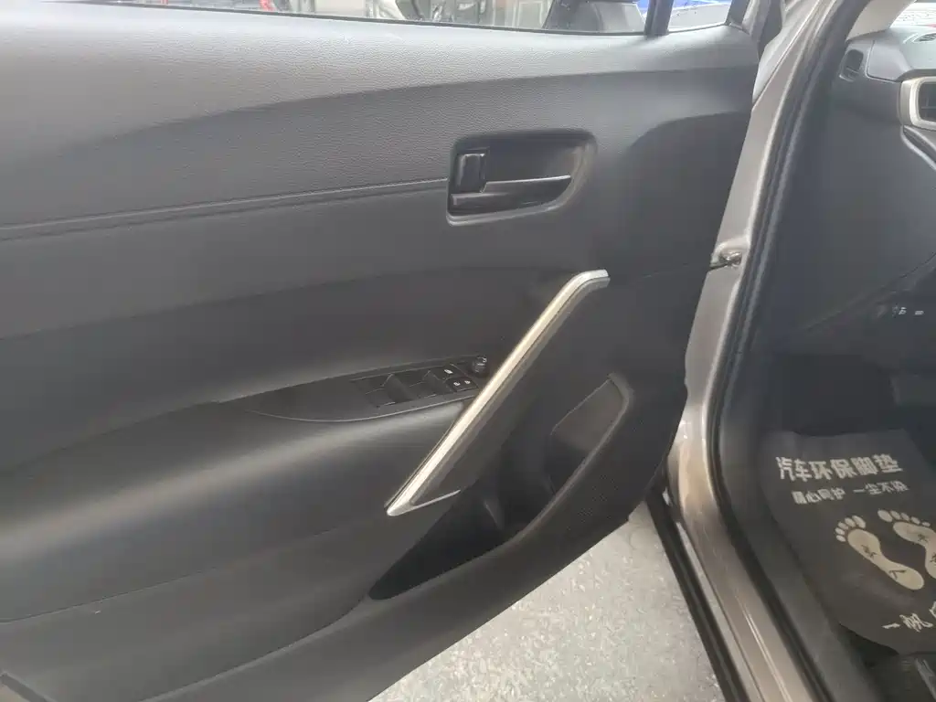 Toyota Frontlander 2023