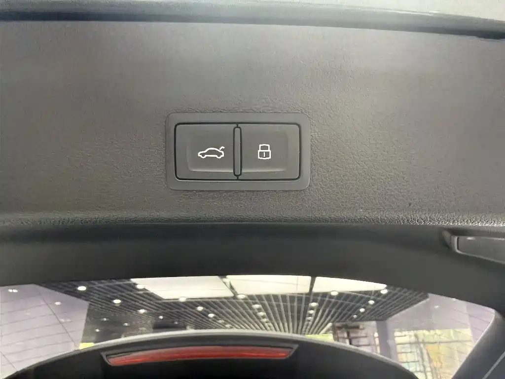 Audi Q3 2023 — фото 19