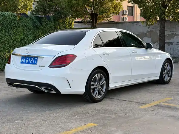 Mercedes-Benz C-Class 2021