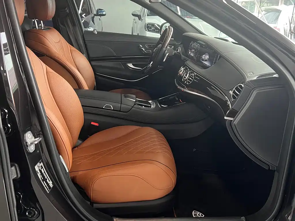 Mercedes-Benz Maybach S-Class 2020 — фото 23