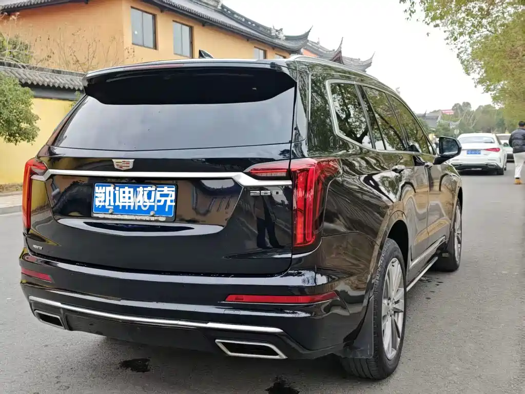 Cadillac XT6 2021 — фото 20