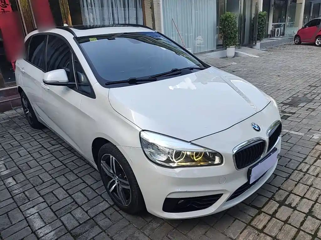 BMW 2 Series Station Wagon 2015 — фото 4