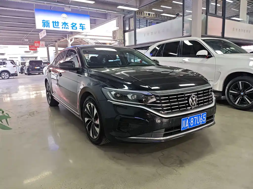 Volkswagen Passat 2021