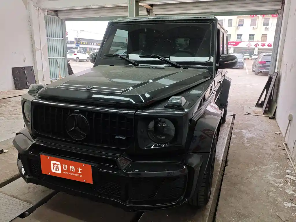 Mercedes-Benz G-Class 2012