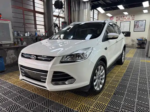 Ford Kuga 2013