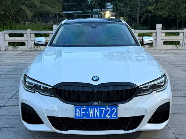 BMW 3 Series 2021