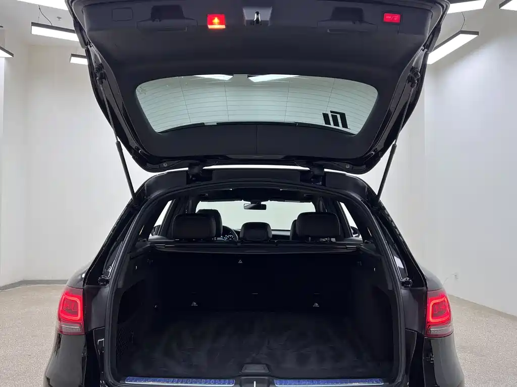 Mercedes-Benz GLC 2022 — фото 30