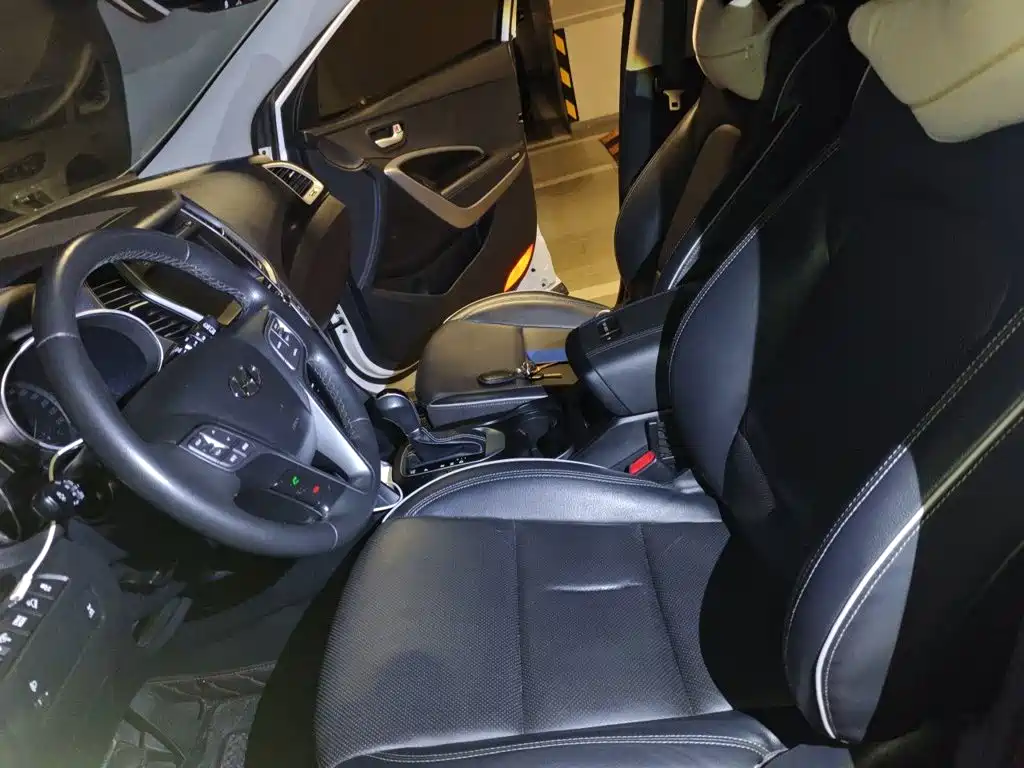Hyundai Santa Fe 2016 — фото 12