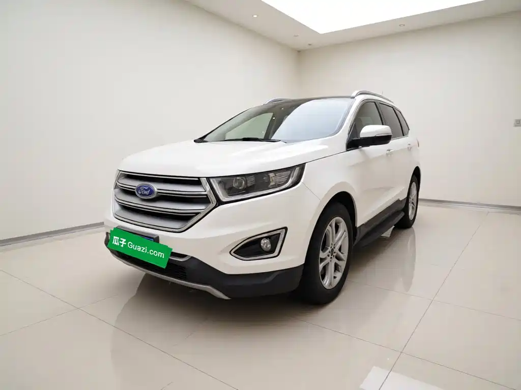 Ford Edge 2019 — фото 1