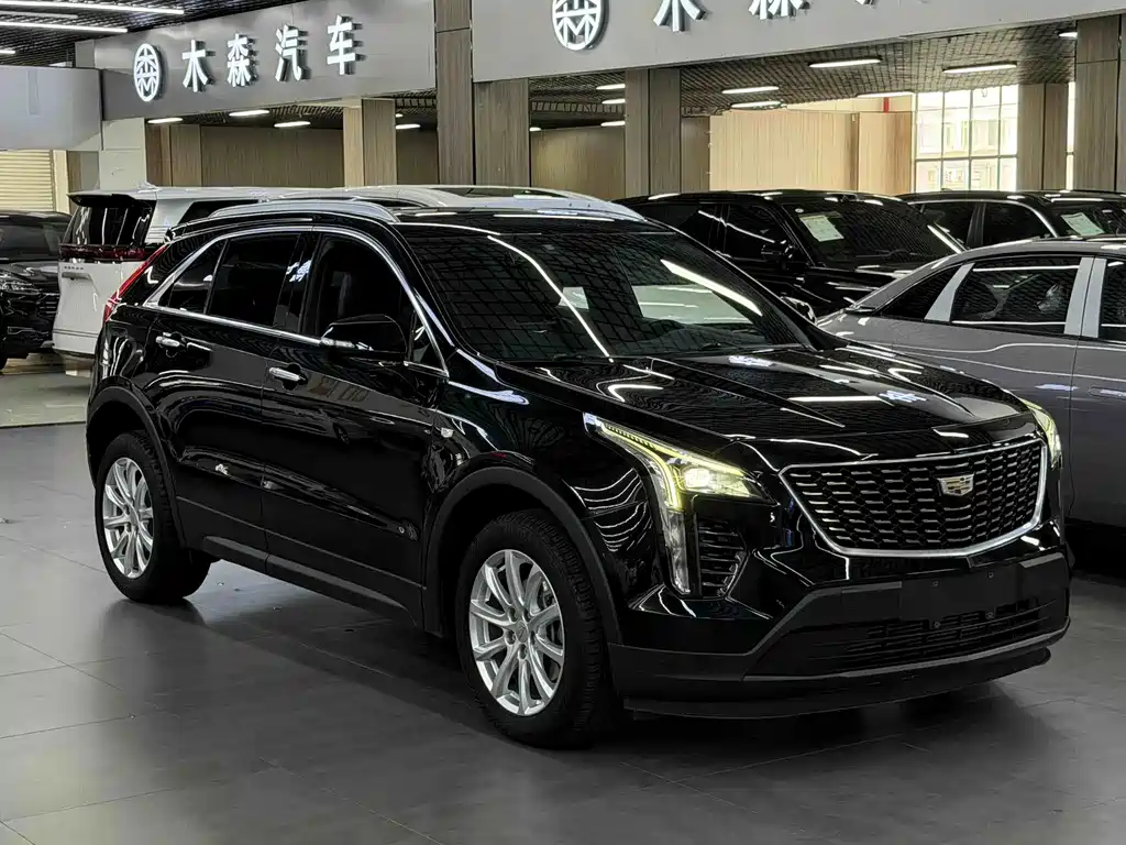 Cadillac XT4 2021 — фото 8