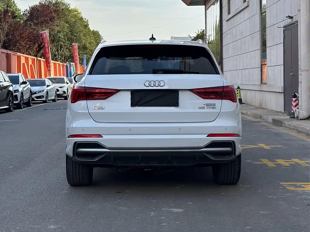 Audi Q3 2022 — фото 5