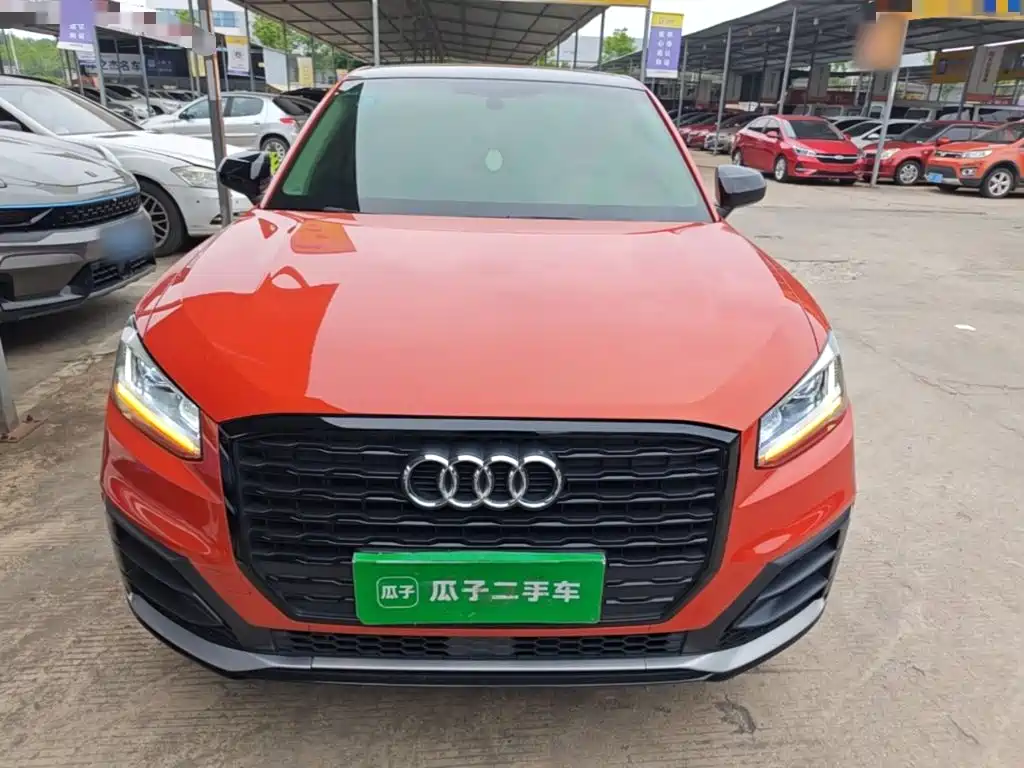 Audi Q2L 2019